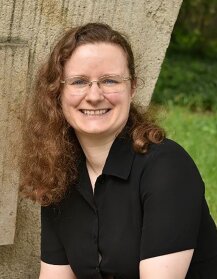 Dr. Christin David