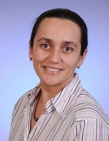 Dr. Adriana Szeghalmi