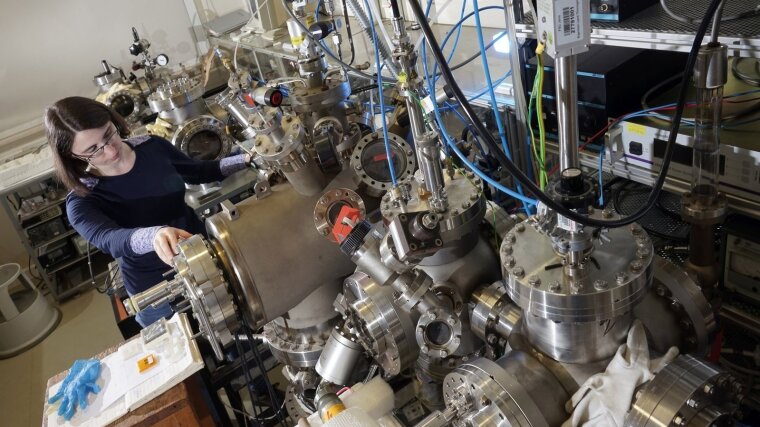 Laser laboratory at the Institute of Solid State Physics, 2018.